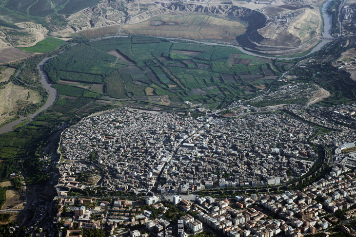 10 - 1- Diyarbakır Fortress and Hevsel Gardens - Merthan Anik  - 2013.jpg