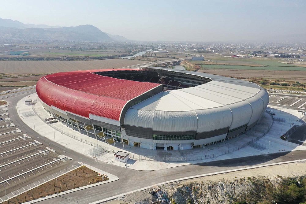 02_HATAY_STADYUMU_F1.jpg