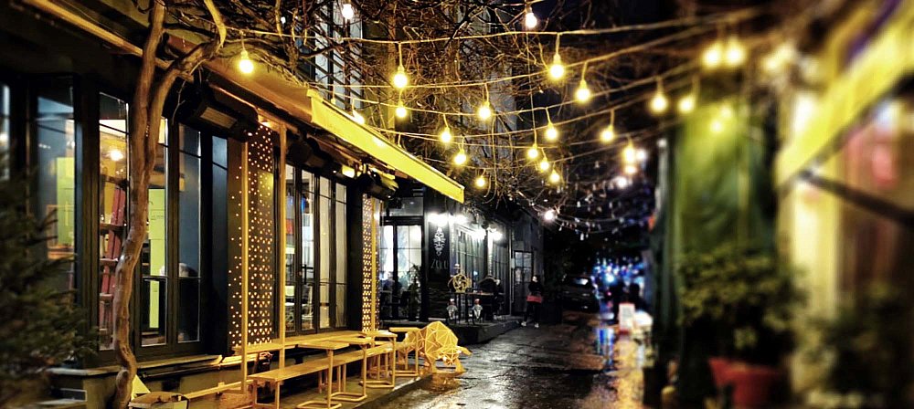 061_KARAKOY_STREET_WEB.jpg