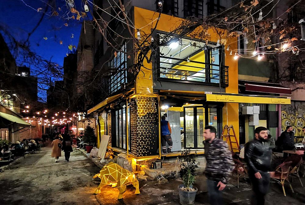 061_KARAKOY_THUMB.jpg