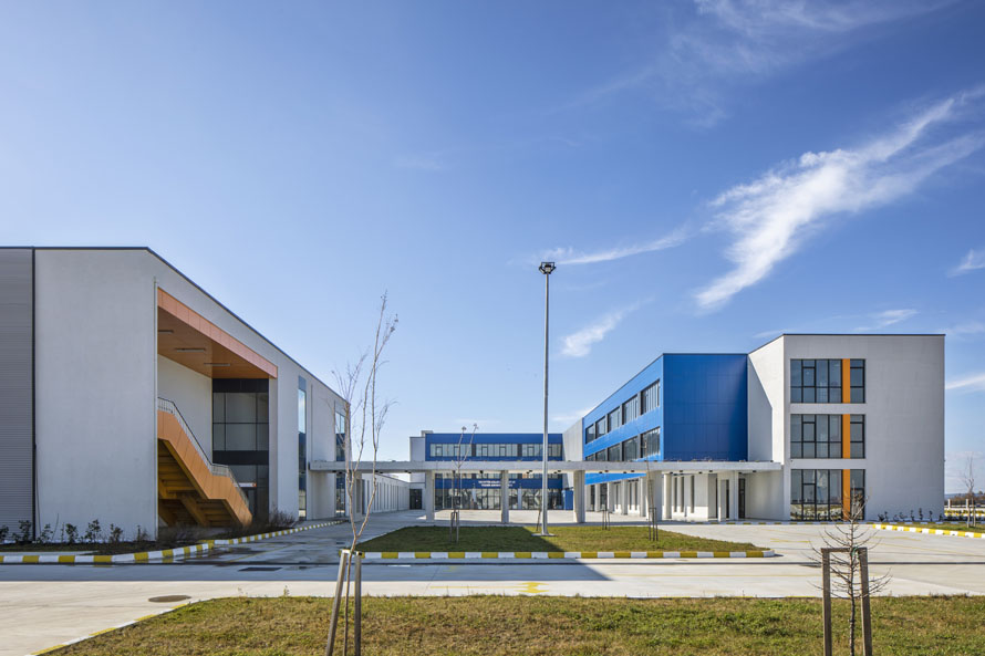 01-Tacettin Aslan Mesleki ve Teknik Anadolu Lisesi.jpg