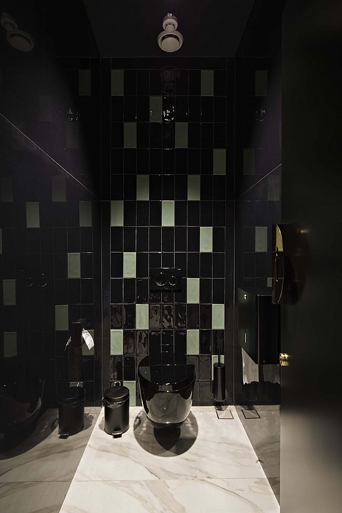 028-LONGLIFE HEALTH SPA_TOILETTES_03.jpg