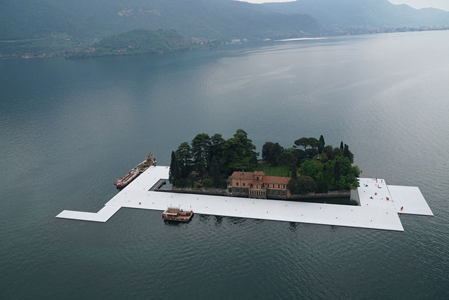 christo3.jpg