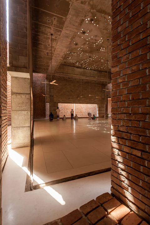 Bait Ur Rouf Mosque_03.jpg