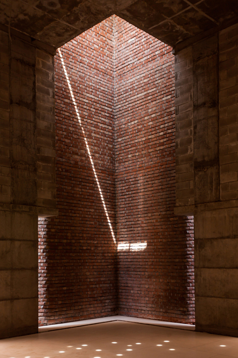 Bait Ur Rouf Mosque_05.jpg