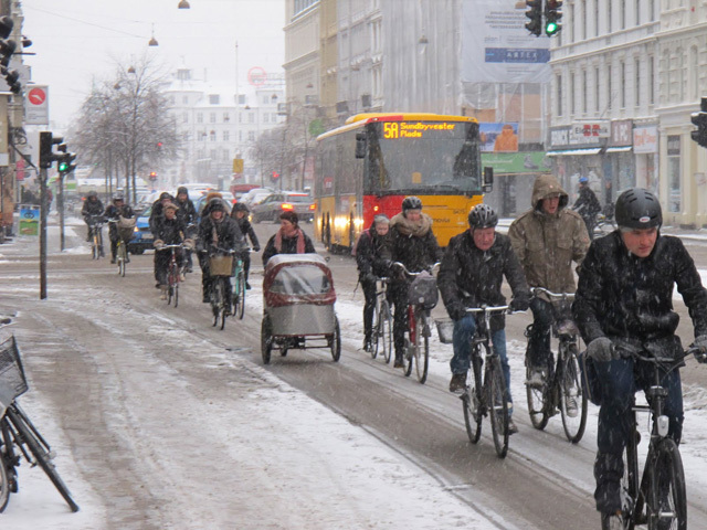 cyclists-in-copenhagen.jpg