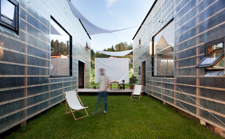 petr-stolin-architects-zen-houses-czech-republic-designboom-03-(1).jpg