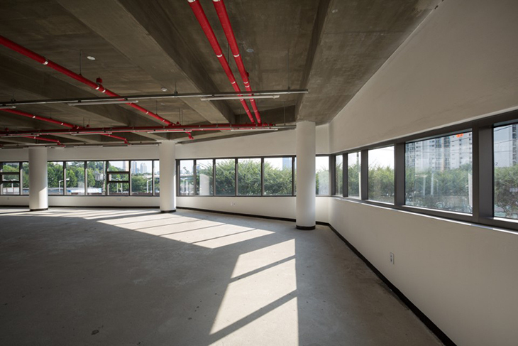 Thumbs up Building 5.jpg