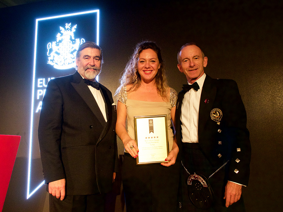 European Property Awards'ta Mimar Leyla Doğrular'a 5 Yıldız Ödülü European Property Awards'ta Mimar Leyla Doğrular'a 5 Yıldız Ödülü
