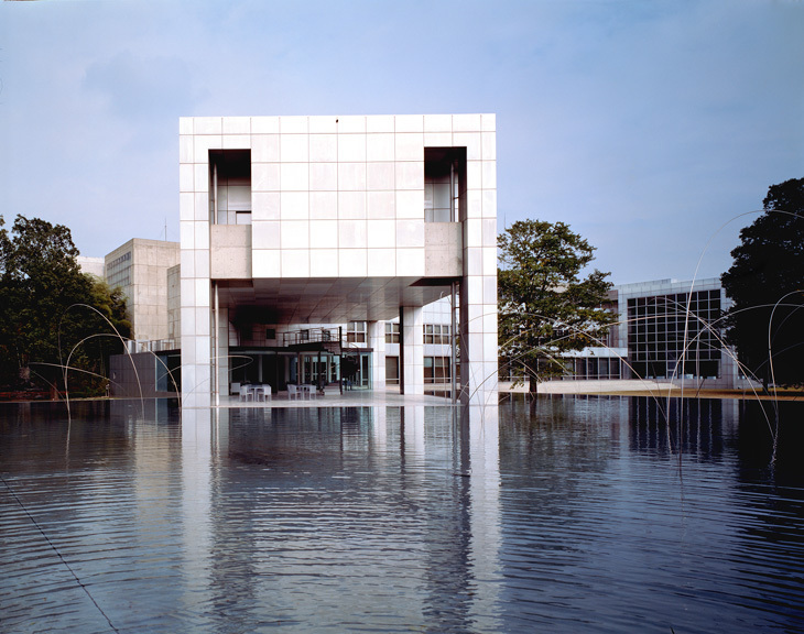 MOMA_GUNMA_MAIN.jpg