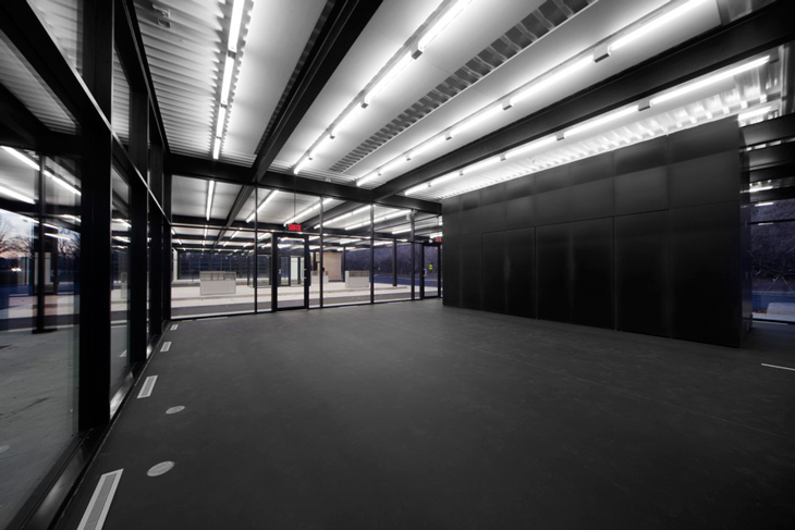 Mies_La Station_3.jpg
