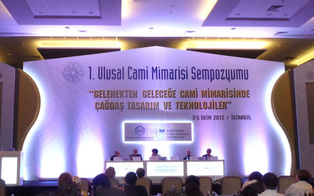"Çağdaş Camiler" Panelinin İkincisi Yapıldı "Çağdaş Camiler" Panelinin İkincisi Yapıldı