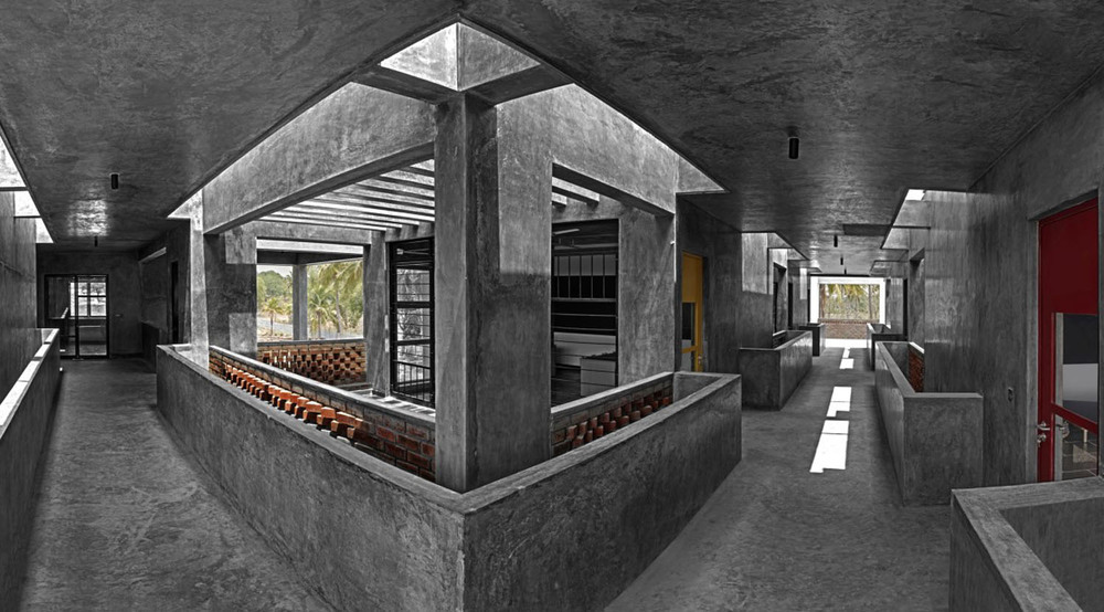 15 - Skylit Corridor2.jpg