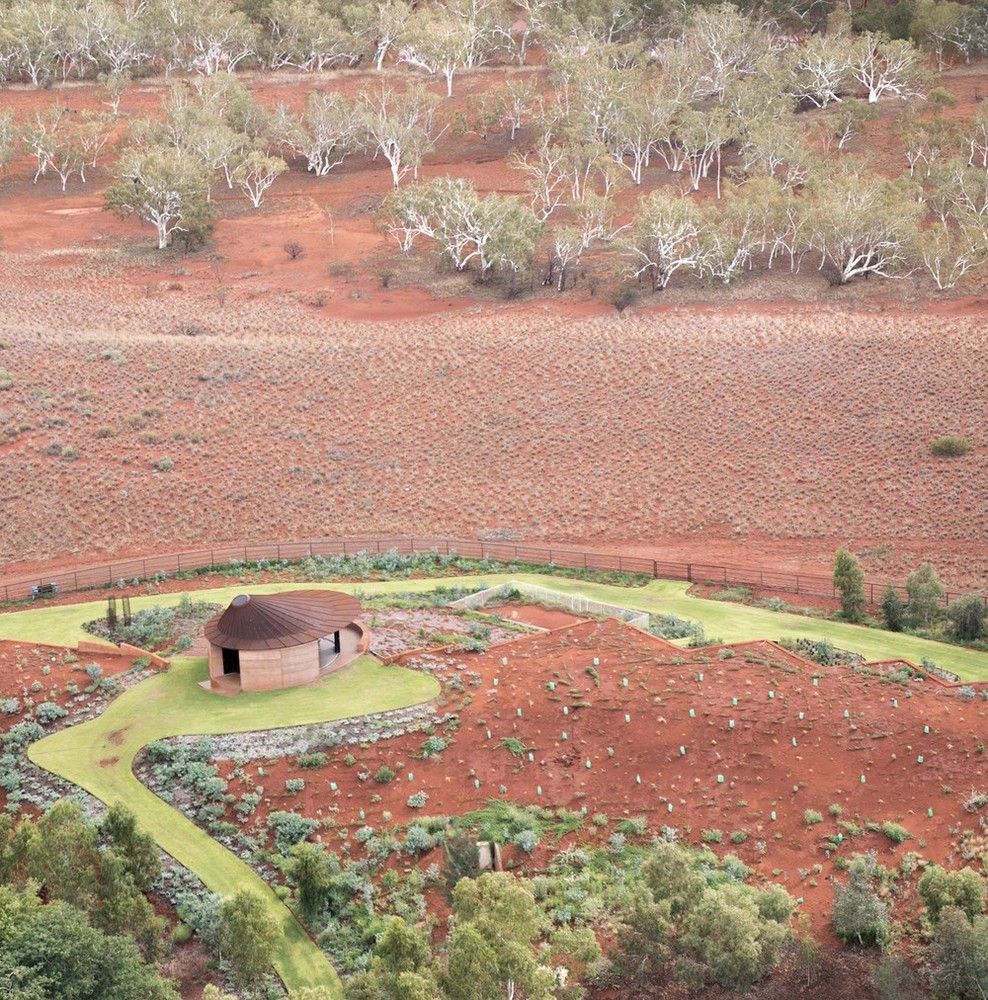 luigi rosselli architects   the great wall of WA   06.jpg