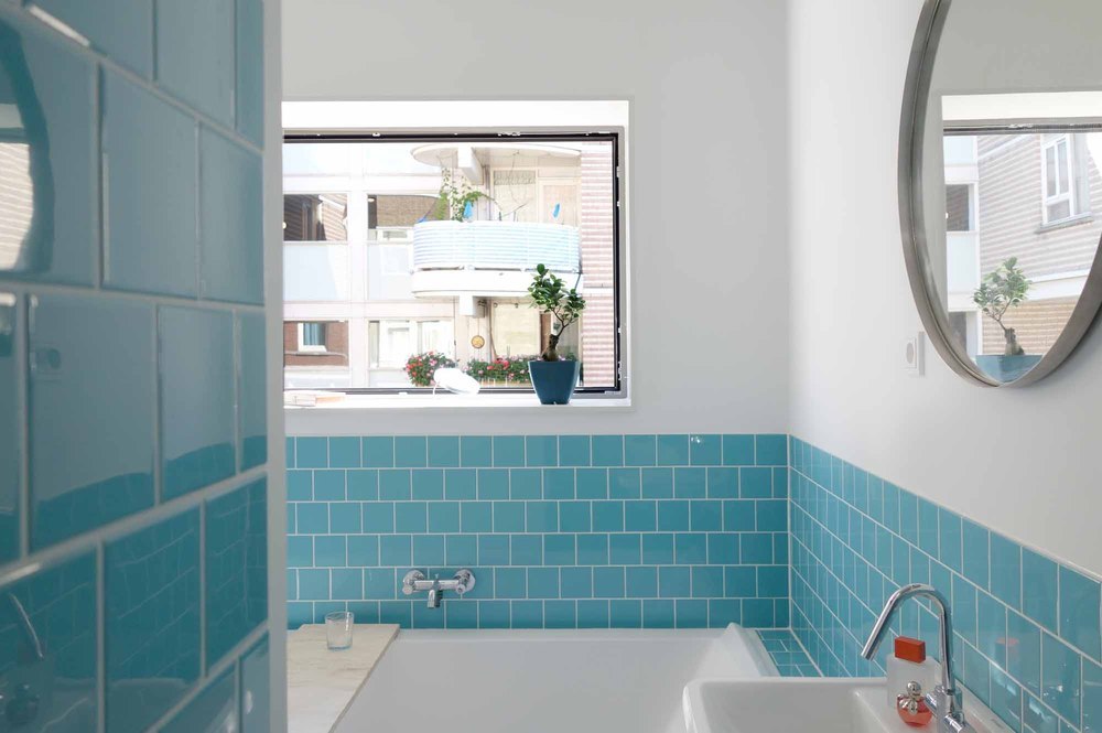 bathroom2000.jpg