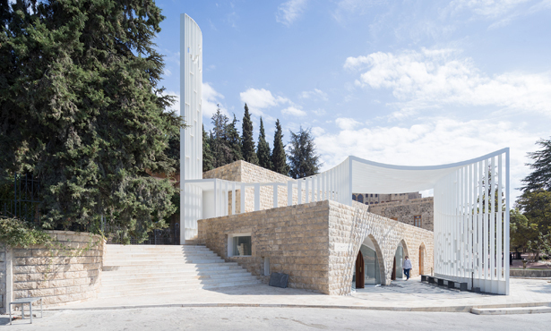 manset_camii_lubnan.jpg