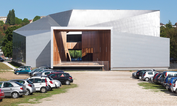 manset_contemporary_music_center.jpg
