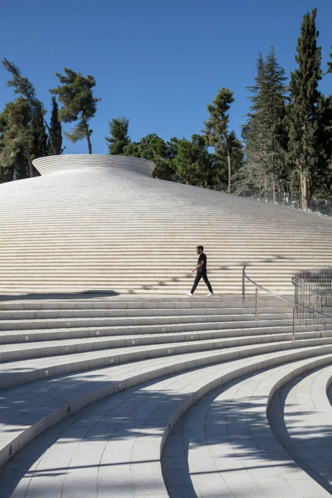 MOUNT HERZL MEMORIAL HALL3.jpg