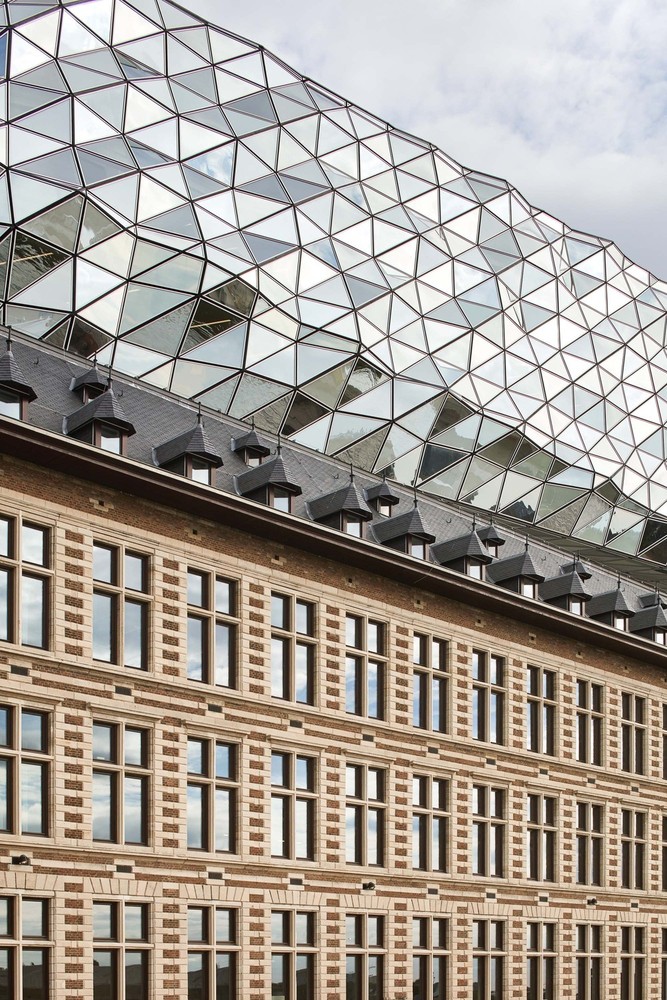 ZHA_Port House_Antwerp_©Hufton+Crow_002.jpg