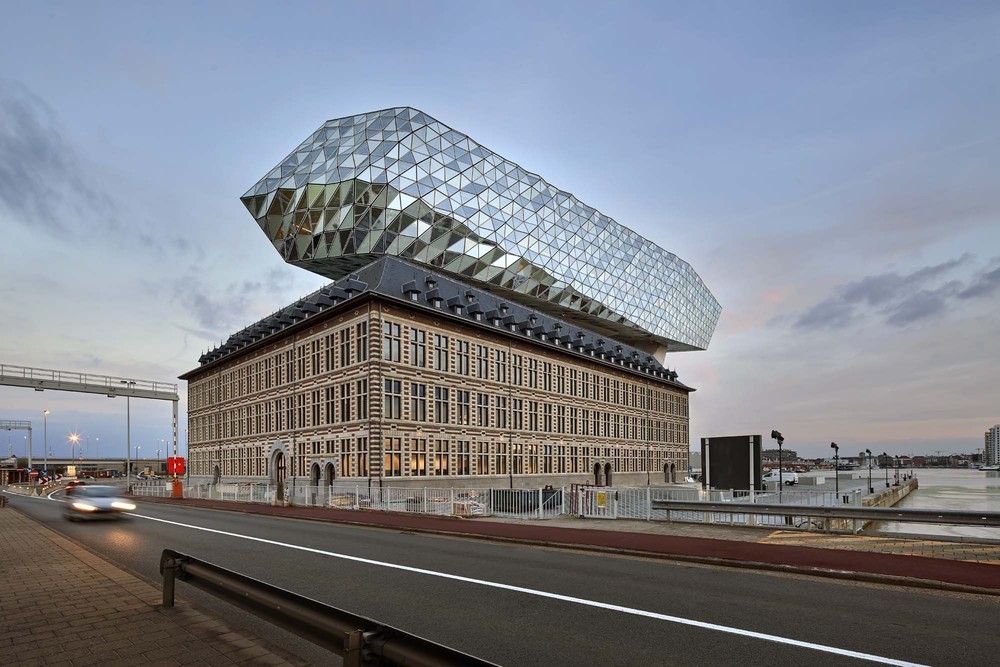 ZHA_Port House_Antwerp_©Hufton+Crow_005.jpg