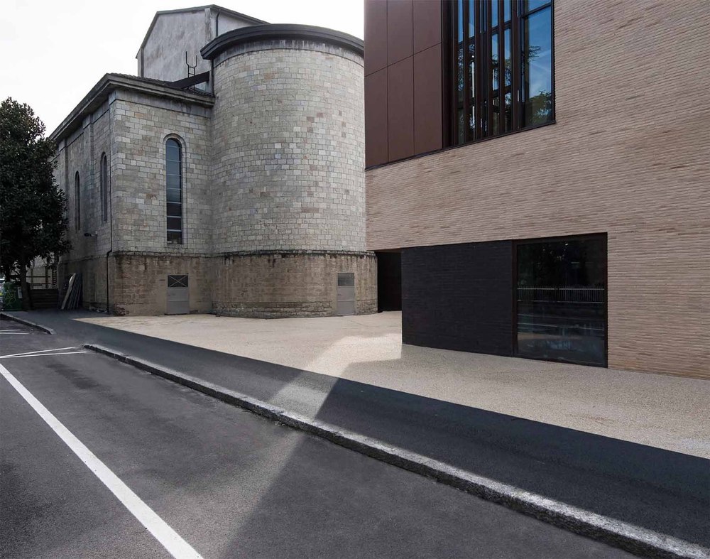 Iotti + Pavarani Architetti - Regina Pacis Community Centre-41800.jpg