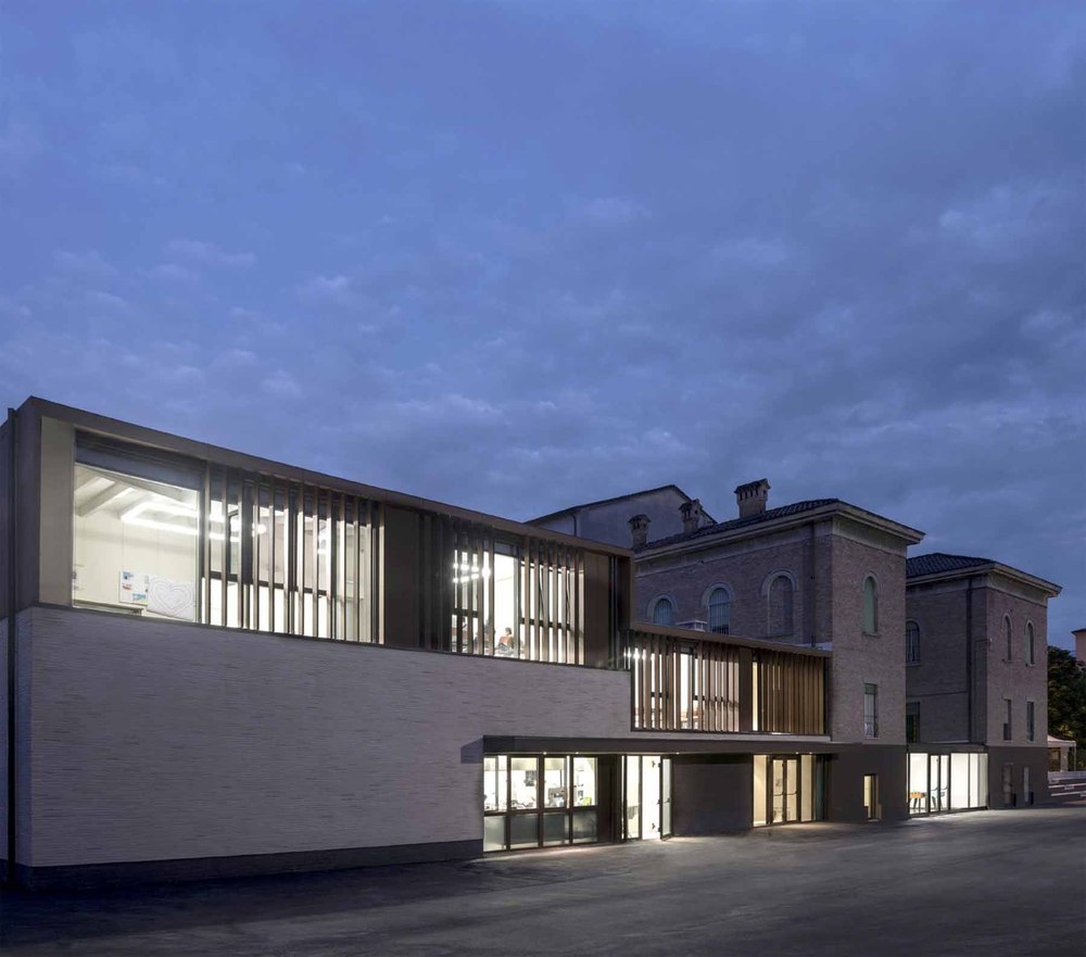 Iotti + Pavarani Architetti - Regina Pacis Community Centre-711800.jpg