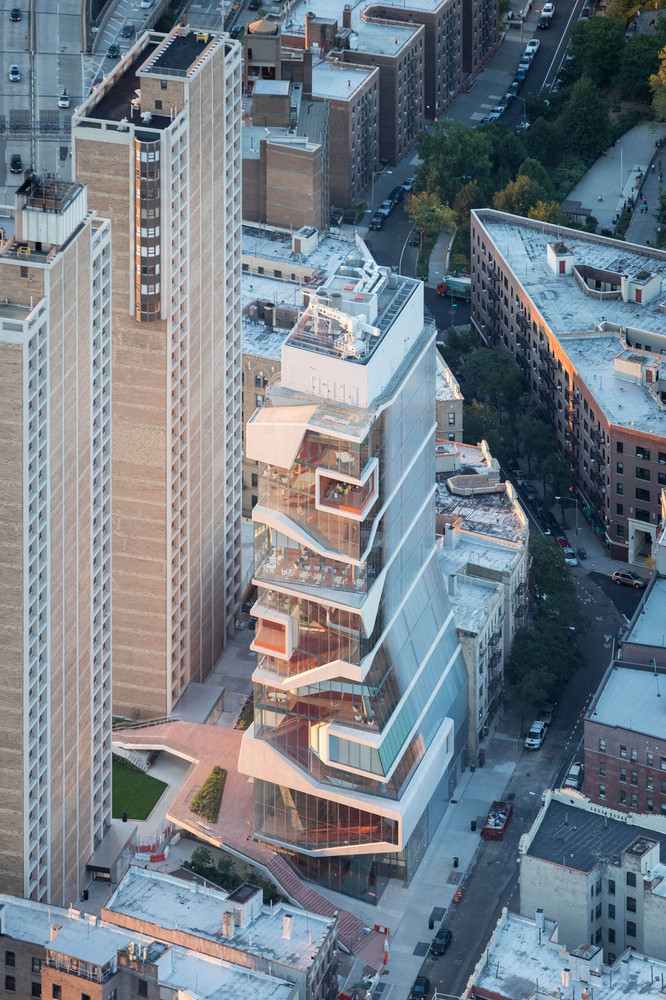 1 - Aerial view of The Vagelos Education Center, Photo by Iwan Baan2000.jpg