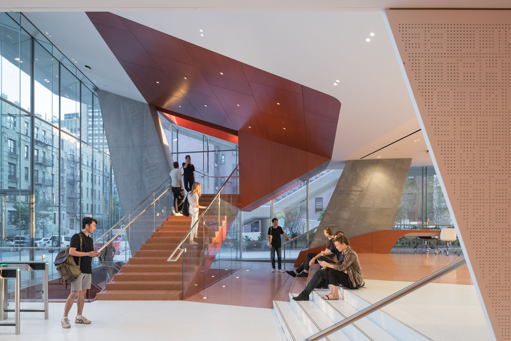 4 - Lobby, photo by Iwan Baan2000.jpg