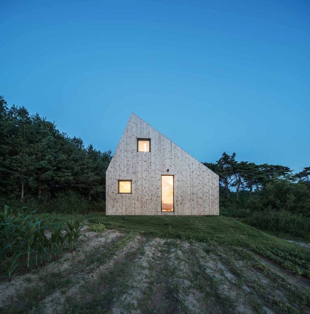 21_Shear House_West_Song Yousub.jpg