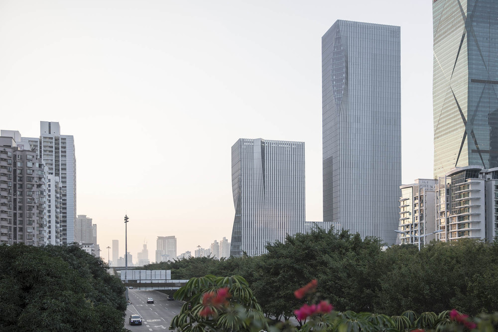 copyright_laurianghinitoiu_big_shenzhen-0342_original.jpg