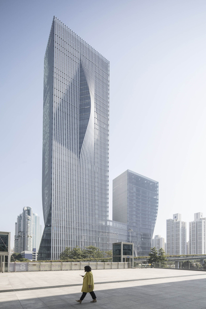 copyright_laurianghinitoiu_big_shenzhen-9775_original.jpg
