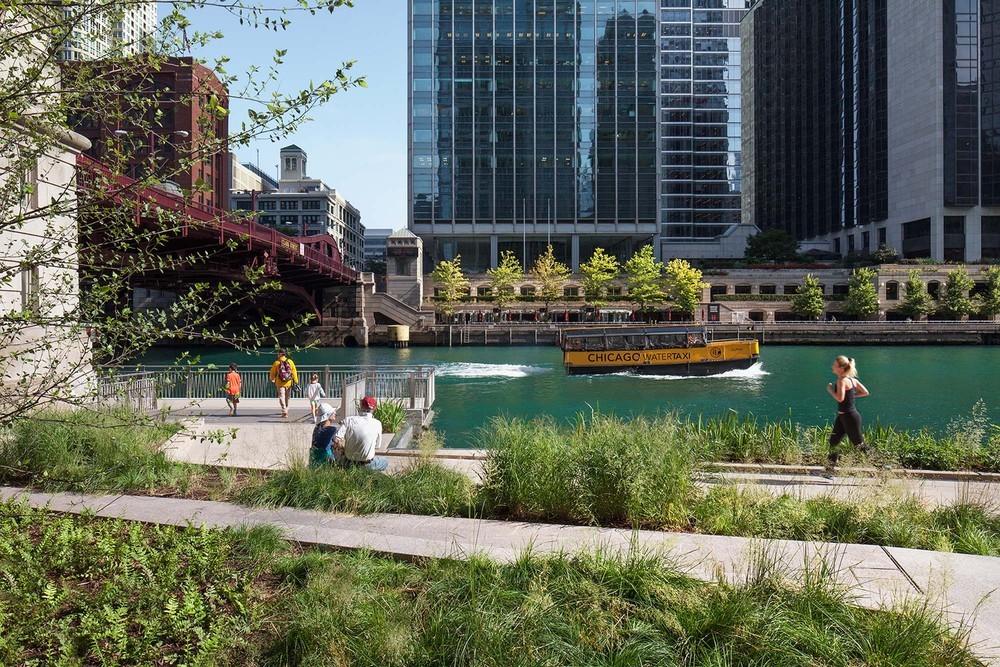ChicagoRiverwalk_KateJoyce_10.jpg