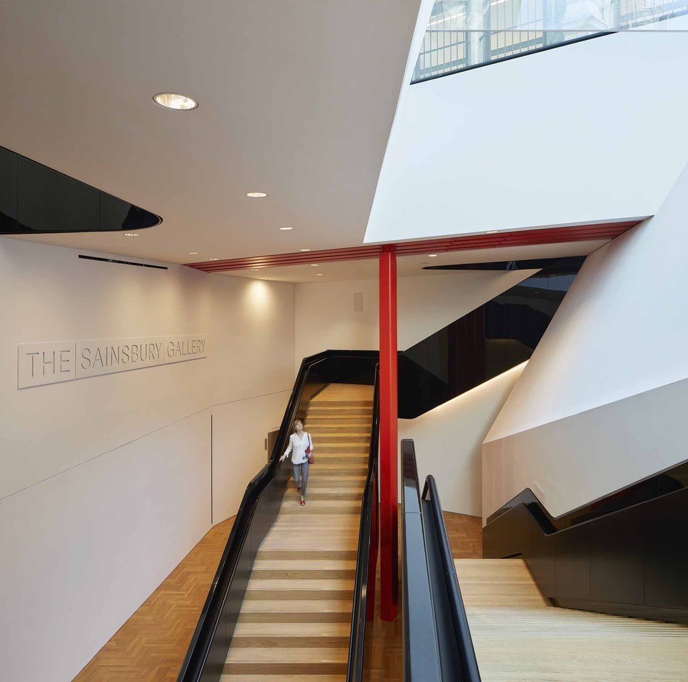 004_Descending staircase, the V&A Exhibition Road Quarter, designed by AL_A _Hufton+Crow2000.jpg
