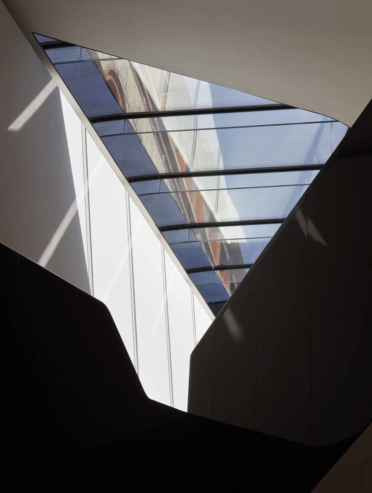 005_View of Sgraffito Wall from the staircase,the V&A Exhibition Road Quarter, designed by AL_A _Hufton+Crow2000.jpg