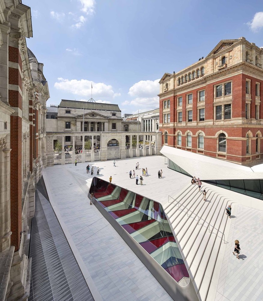 007_The Sackler Courtyard and Cafe, V&A Exhibition Road Quarter, designed by AL_A _Hufton+Crow2000.jpg