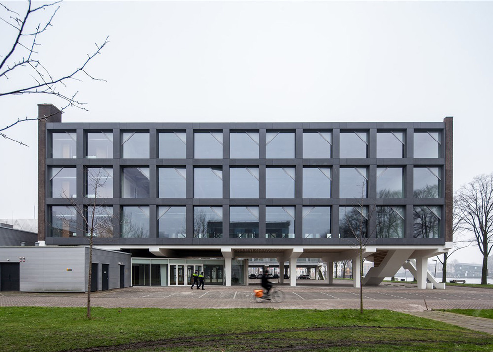 marine-base-11.jpg