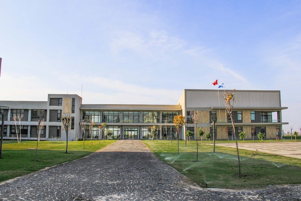 (10) ABTÜ Rektörlük Giriş_AALTD.jpg