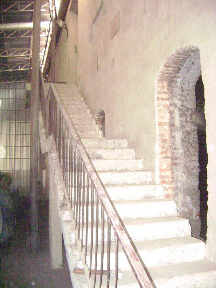 b (13).jpg