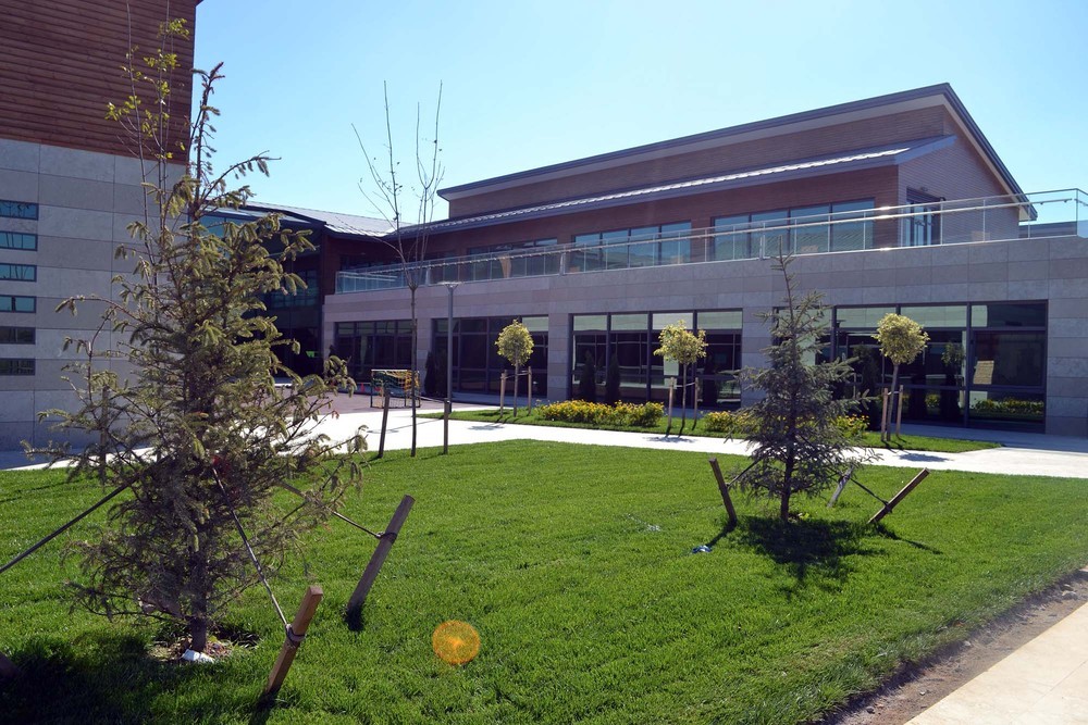 DIŞMEKAN_1.jpg