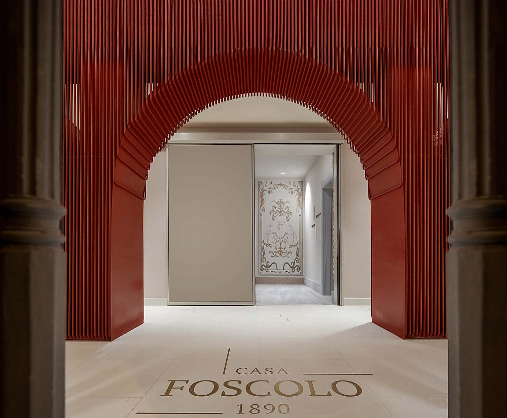 03_Casa Foscolo Hotel Entrance 2.jpg