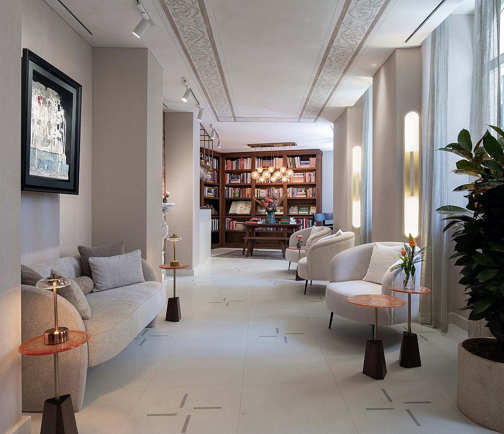 05_Casa Foscolo Hotel Minoa Bookstore & Lobby.jpg