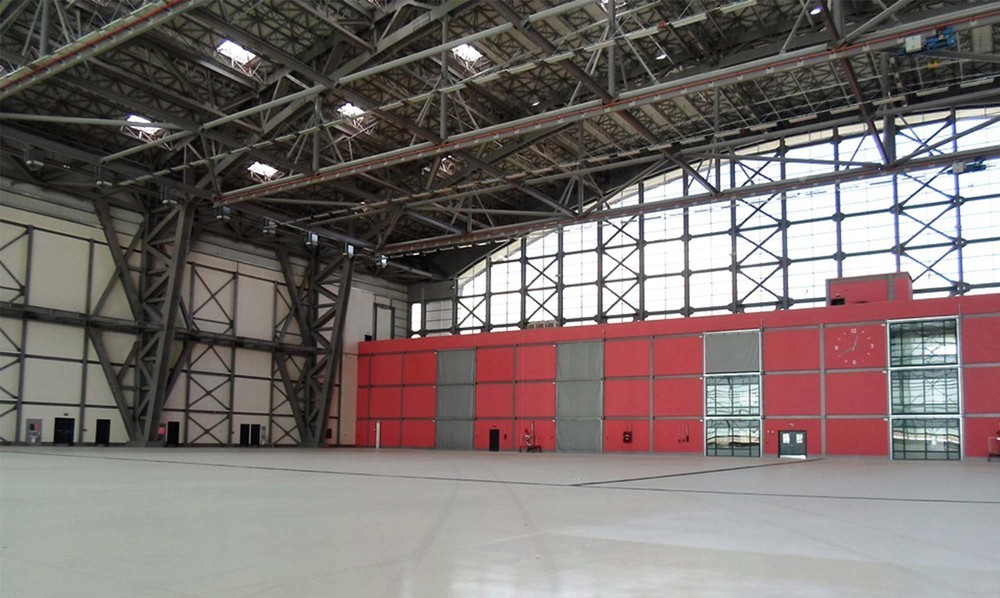 Hangar (3).jpg