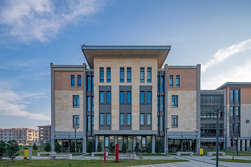 Mi_mar-Mimarlik---FSMVU-Topkapı-Campus-14.jpg
