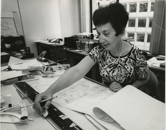 Ms1992-028-RodeckMelita_Photograph_1970.jpg