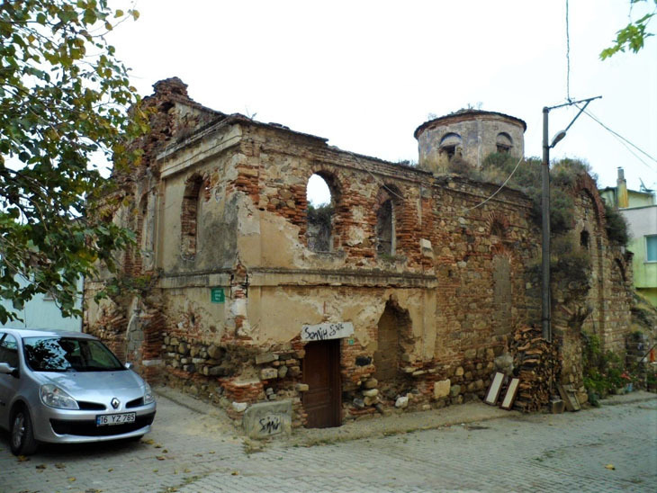 2. Kemerli Kilise.jpg