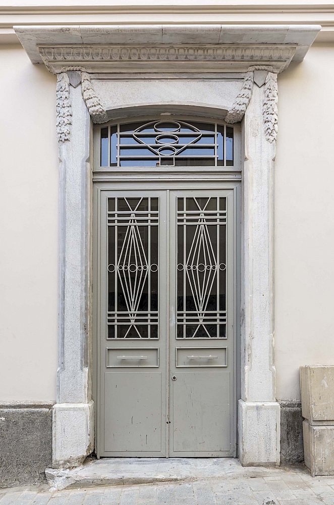 Exterior 07.jpg