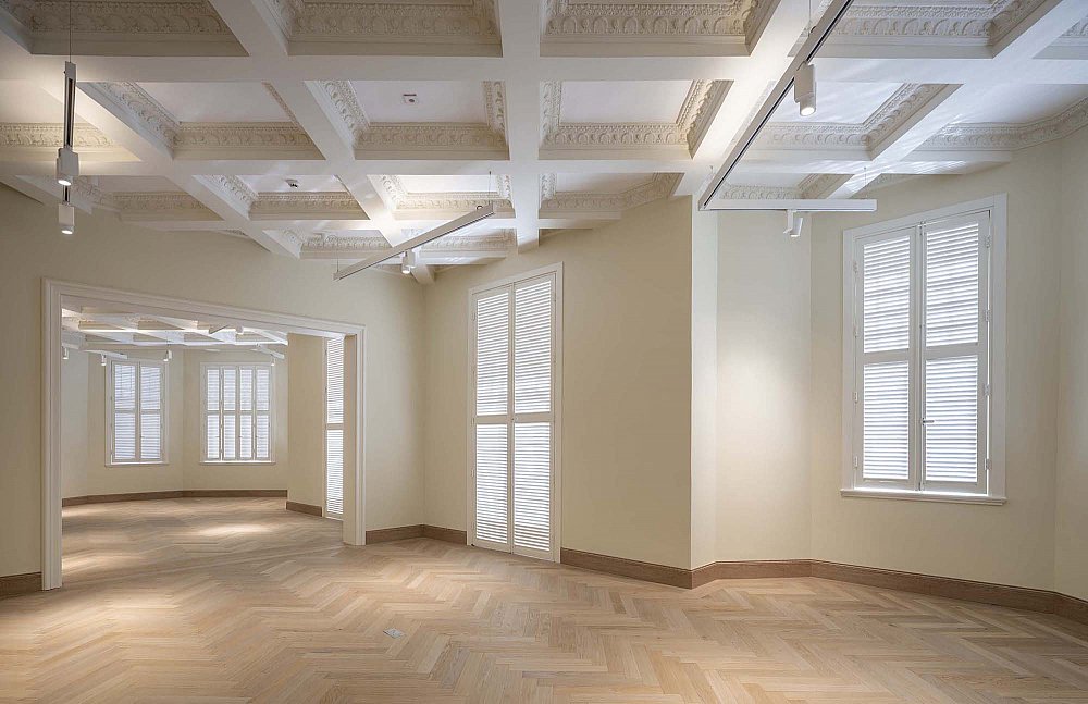 Interior 05.jpg