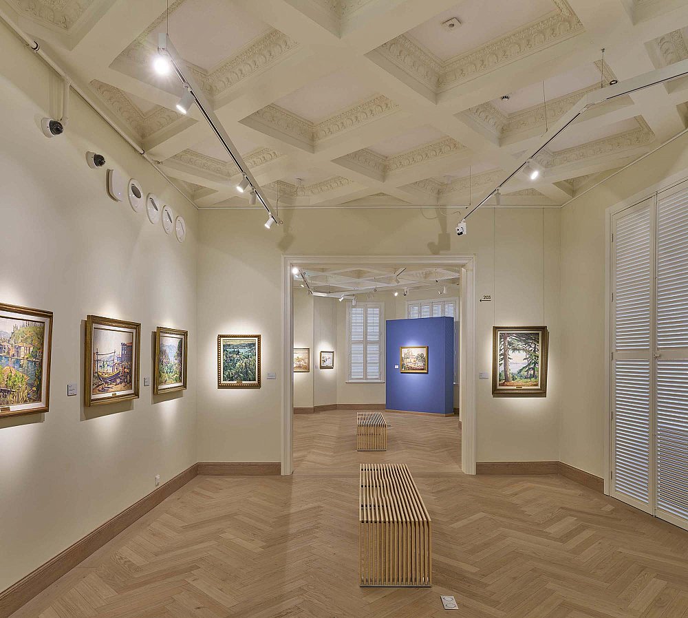 Interior 14.jpg