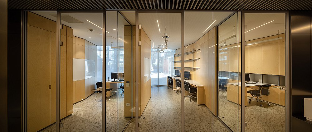 D6777_R5_StudioMajo_r.jpg
