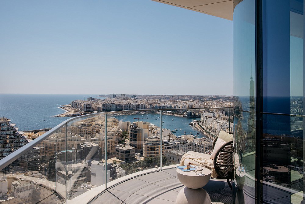 188pMEMalta-Ultimate ME+ Penthouse Suite.jpg